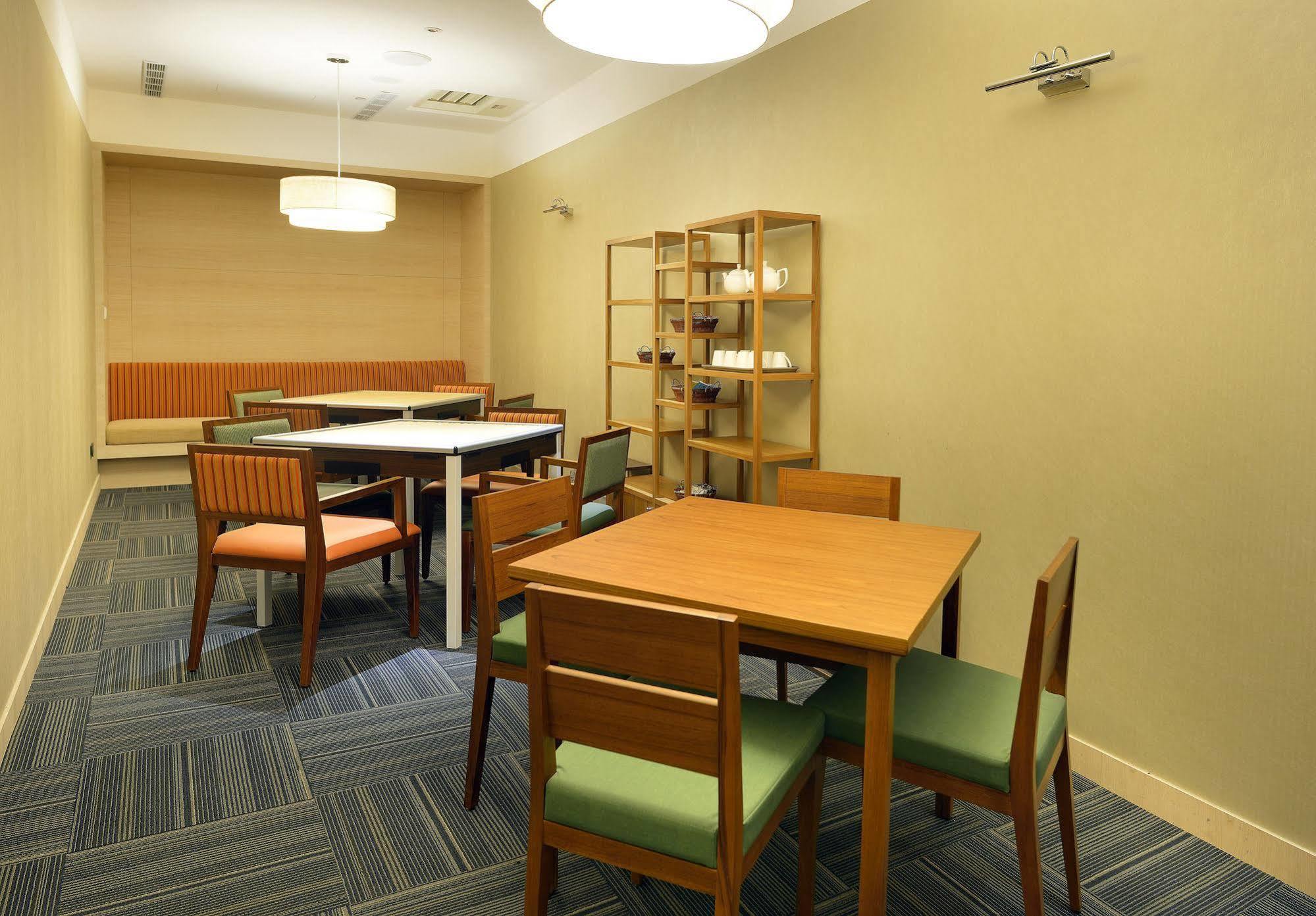 Chihpen Century Hotel Wenquan Exterior photo A quiet room at the library